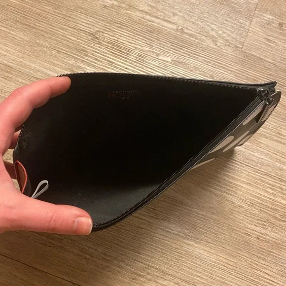 Sephora Rouge 2018 Bag - Picture 3 of 3